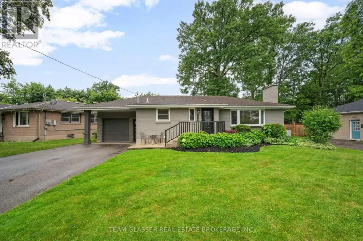 264 RIDGEWOOD CRESCENT, London South
