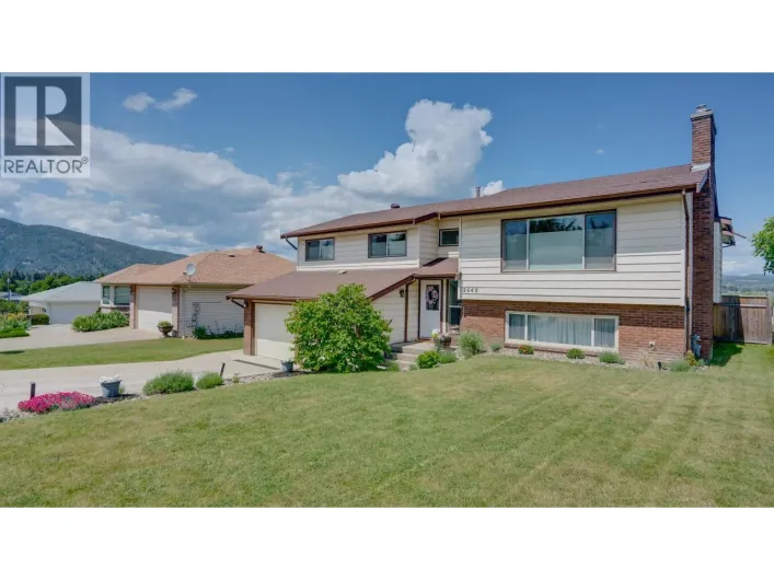 2640 Catherine Crescent, Armstrong