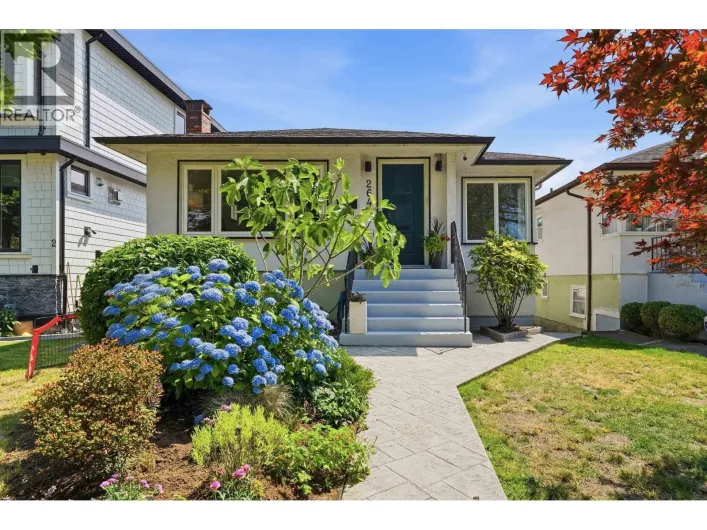 2640 VENABLES STREET, Vancouver