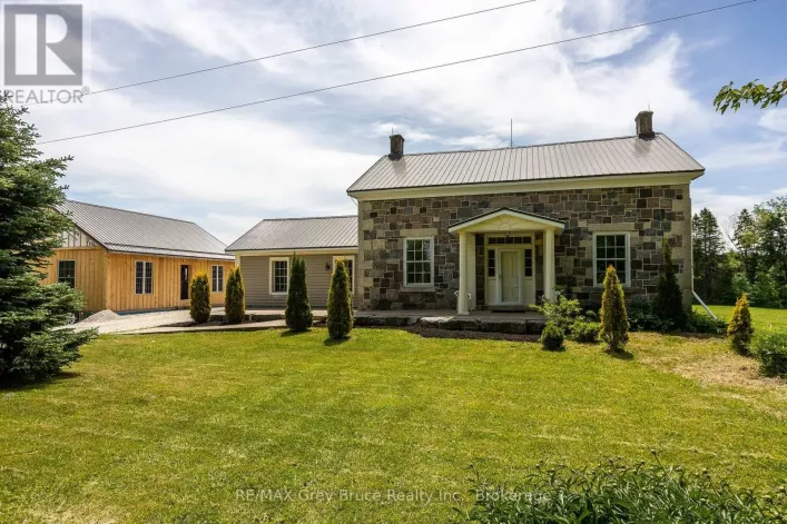 264094 24 SIDE ROAD, Meaford