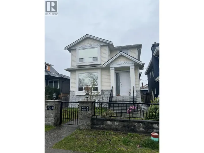 2641 GRANT STREET, Vancouver