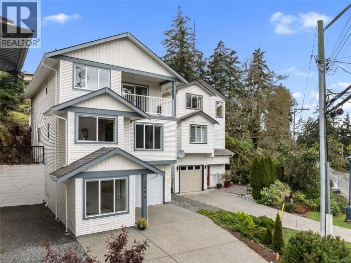 2642 Selwyn Rd, Langford