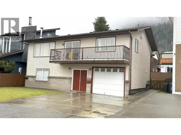 264-266 PRINCE RUPERT BOULEVARD, Prince Rupert