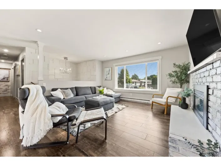 26451 30A AVENUE, Langley