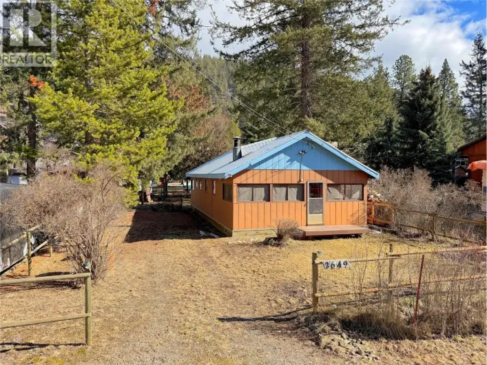 2649 Otter Avenue, Tulameen