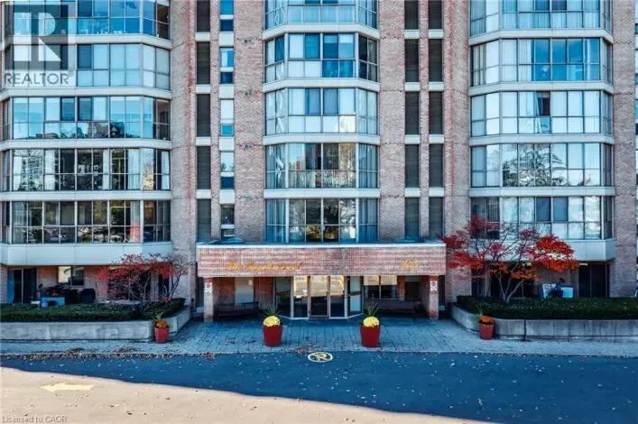265 WESTCOURT Place Unit# 202, Waterloo