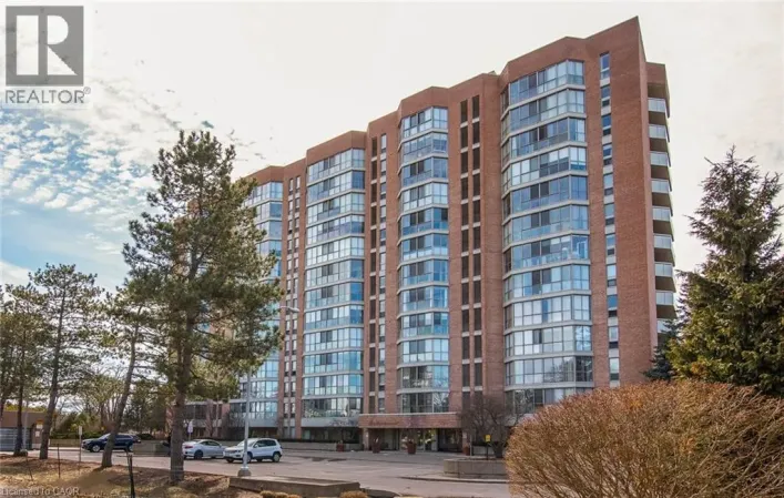 265 WESTCOURT Place Unit# 705, Waterloo