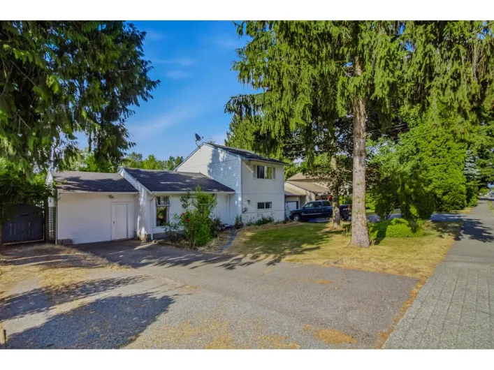 26549 32 AVENUE, Langley