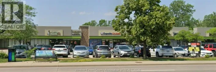 2659 HOWARD AVENUE, Windsor