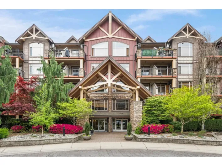 266 8328 207A STREET, Langley