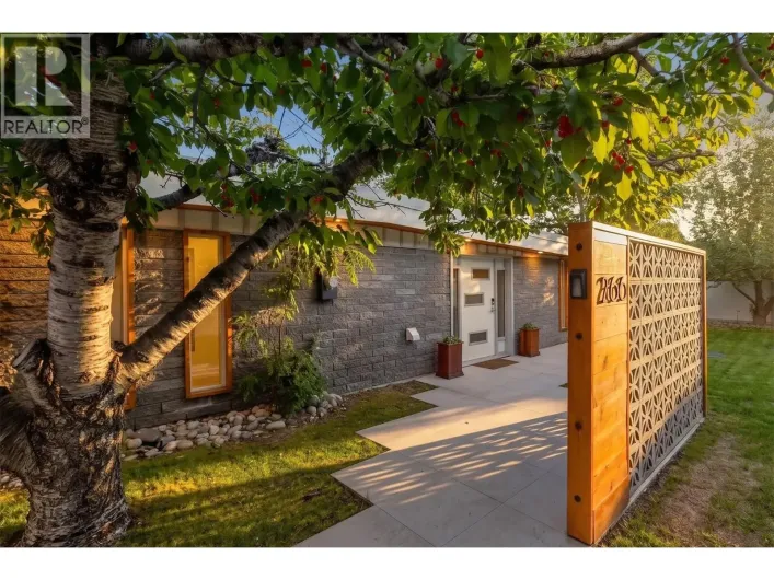 266 ALDER Avenue, Kaleden