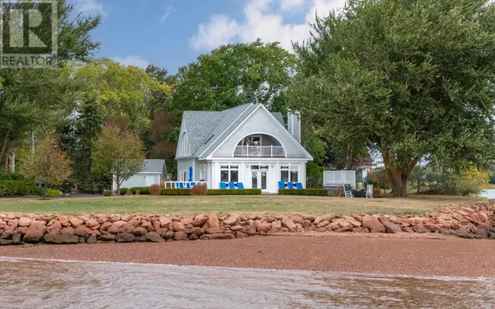 266 Blue Heron Lane, Meadowbank