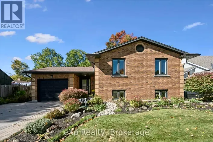 266 COLBORNE STREET, Centre Wellington