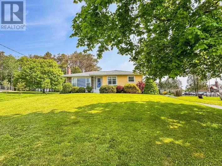 266 Green Street, Lunenburg