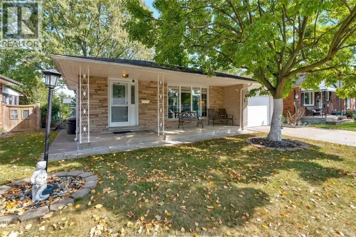 2664 RIVARD AVENUE, Windsor