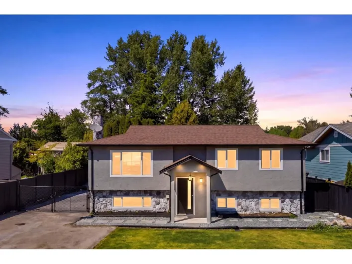 26689 32A AVENUE, Langley