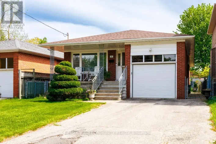267 HORSHAM AVENUE, Toronto