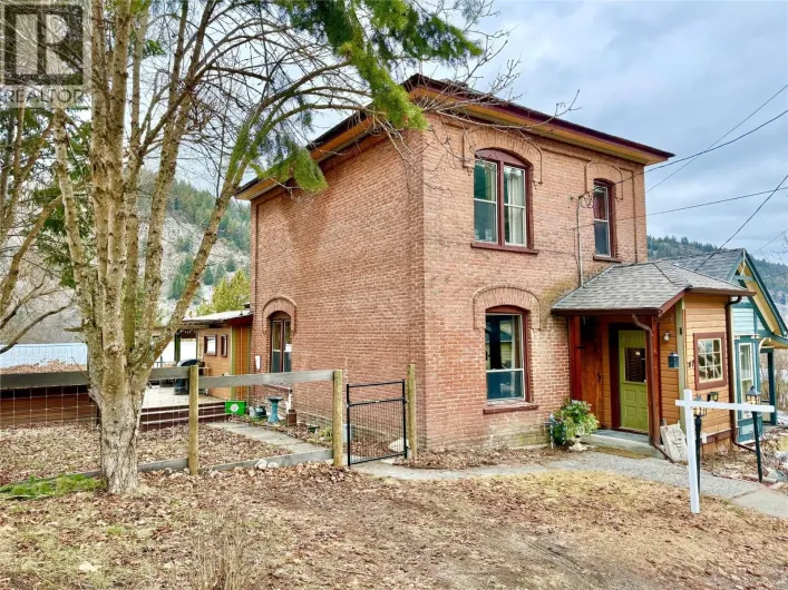 267 LONG LAKE Avenue, Greenwood
