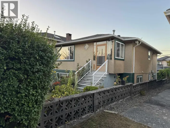 2673 E 22ND AVENUE, Vancouver