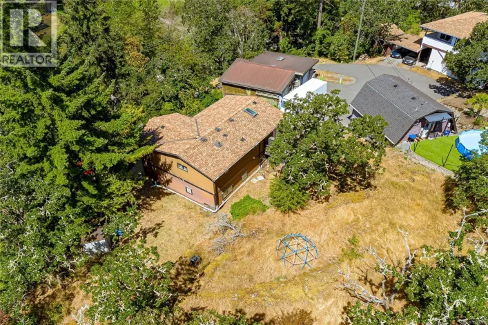 2673 Florence Lake Rd, Langford