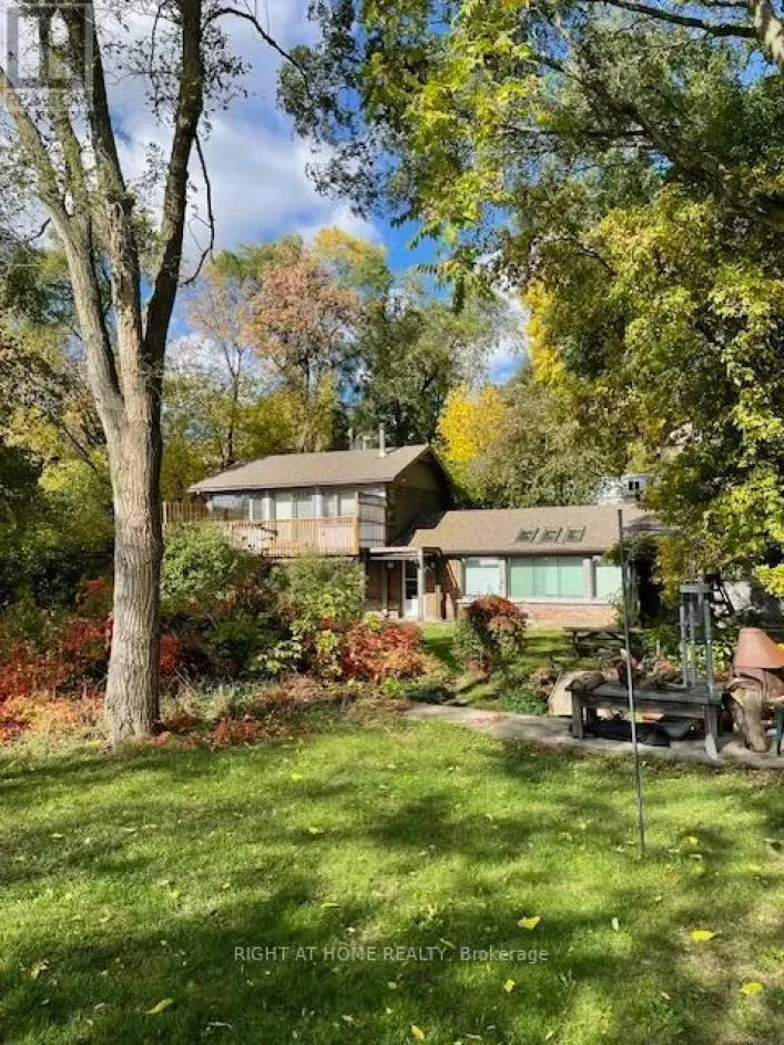 2673 LAKE SHORE BOULEVARD W, Toronto