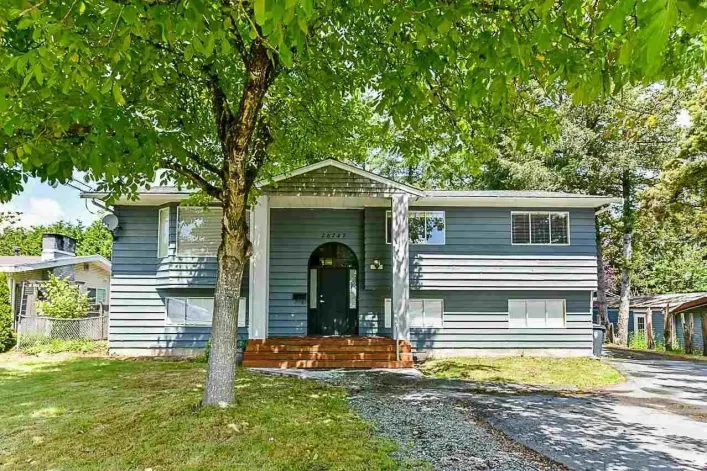26747 32 AVENUE, Langley