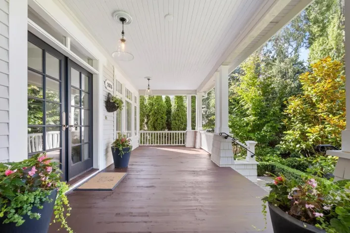 2676 MCBRIDE AVENUE, Surrey