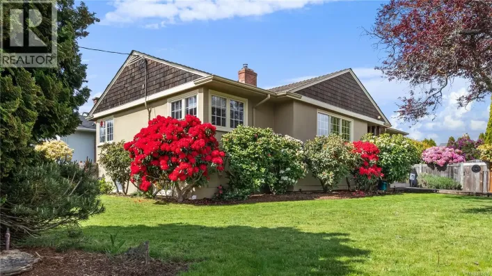 2678 Dunlevy St, Oak Bay