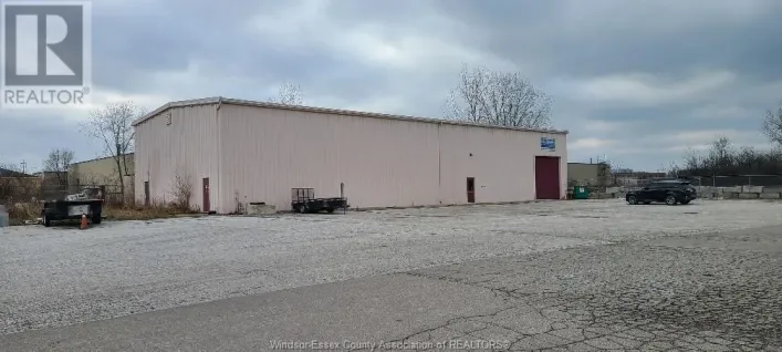 2679 HOWARD, Windsor