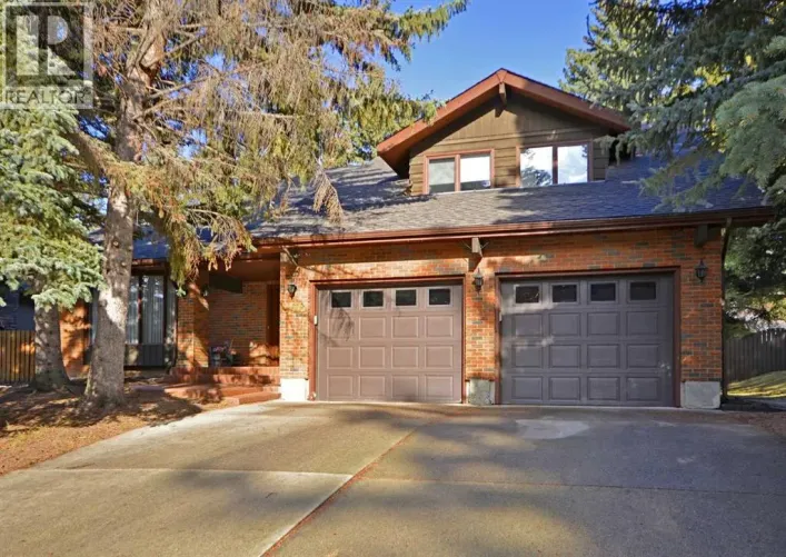 268 Pump Hill Gardens SW, Calgary