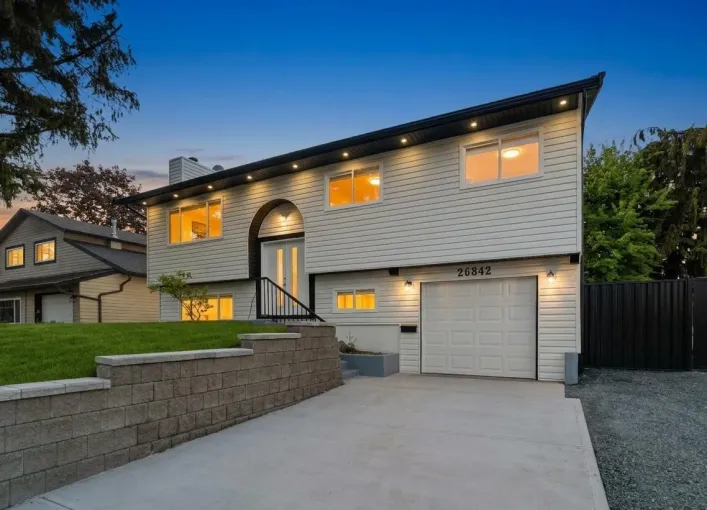26842 32A AVENUE, Langley