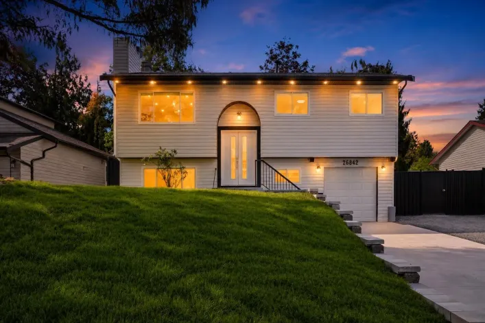 26842 32A AVENUE, Langley