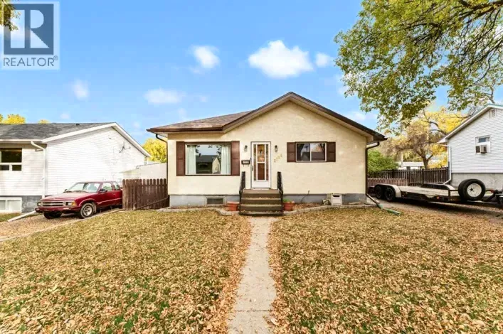 2685 15 Avenue SE, Medicine Hat