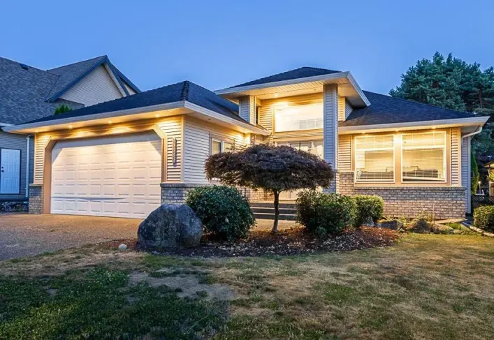26880 25A AVENUE, Langley