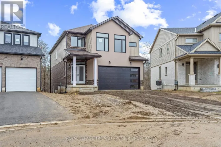 2698 BOBOLINK LANE, London South