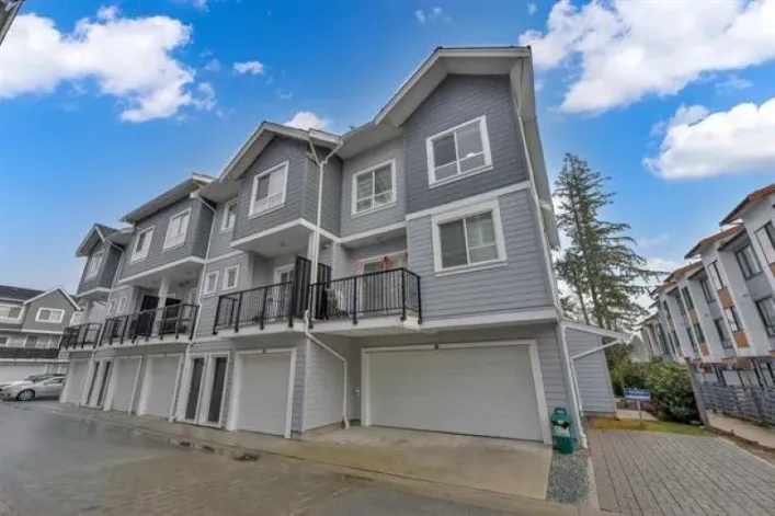 27 12830 62 AVENUE, Surrey