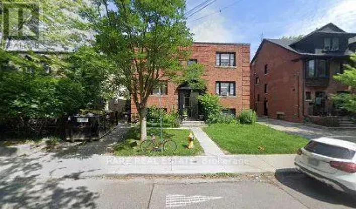 27 - 130 MACPHERSON AVENUE, Toronto