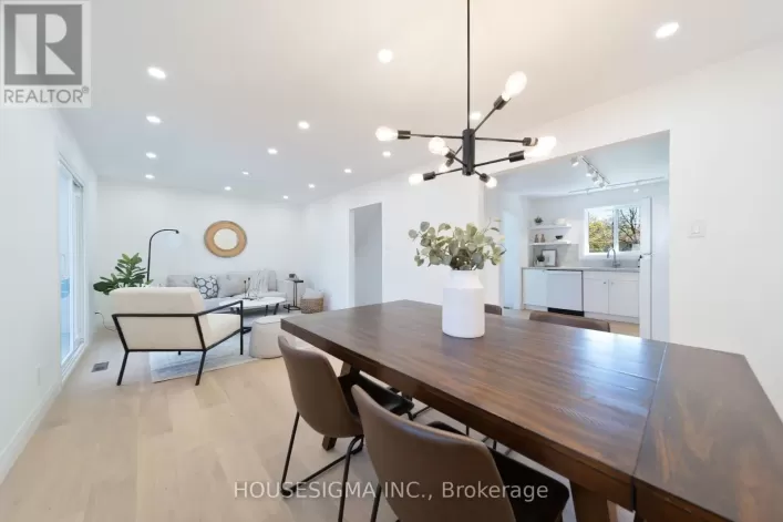 27 - 207 BOULLEE STREET, London East