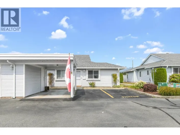 27 23580 DEWDNEY TRUNK ROAD, Maple Ridge