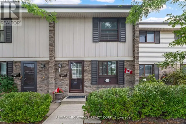 27 - 2779 GANANOQUE DRIVE, Mississauga