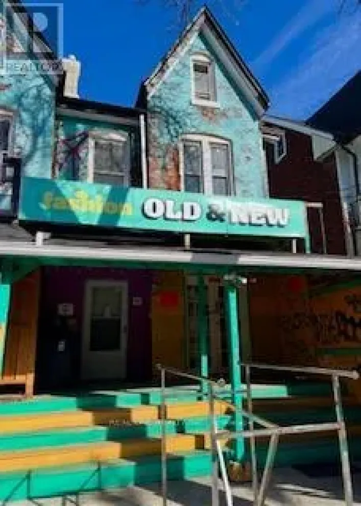 27 & 29 KENSINGTON AVENUE, Toronto