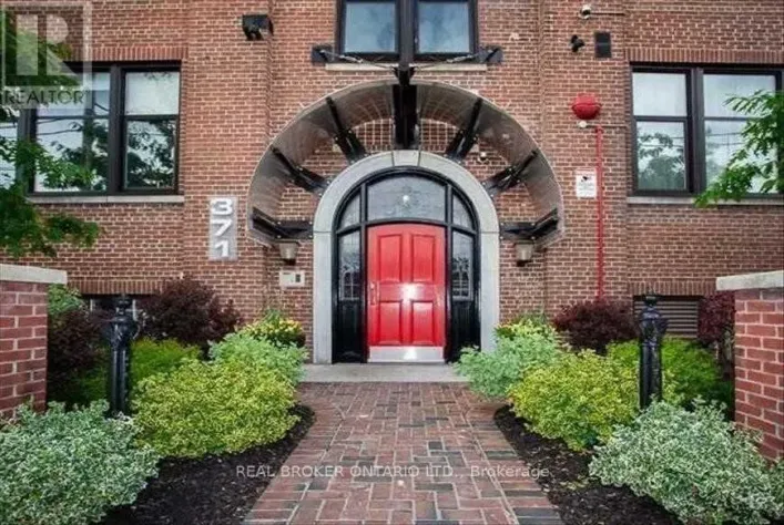 27 - 371 WALLACE AVENUE, Toronto