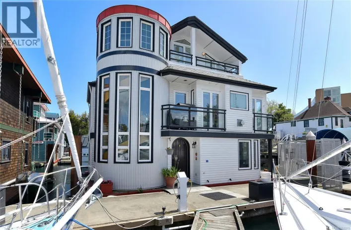 27 453 Head St, Esquimalt