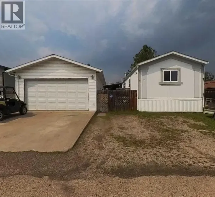 27, 5211 55 Avenue, Rocky Mountain House