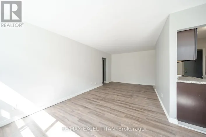 27 - 799 ROBINSON STREET, Burlington