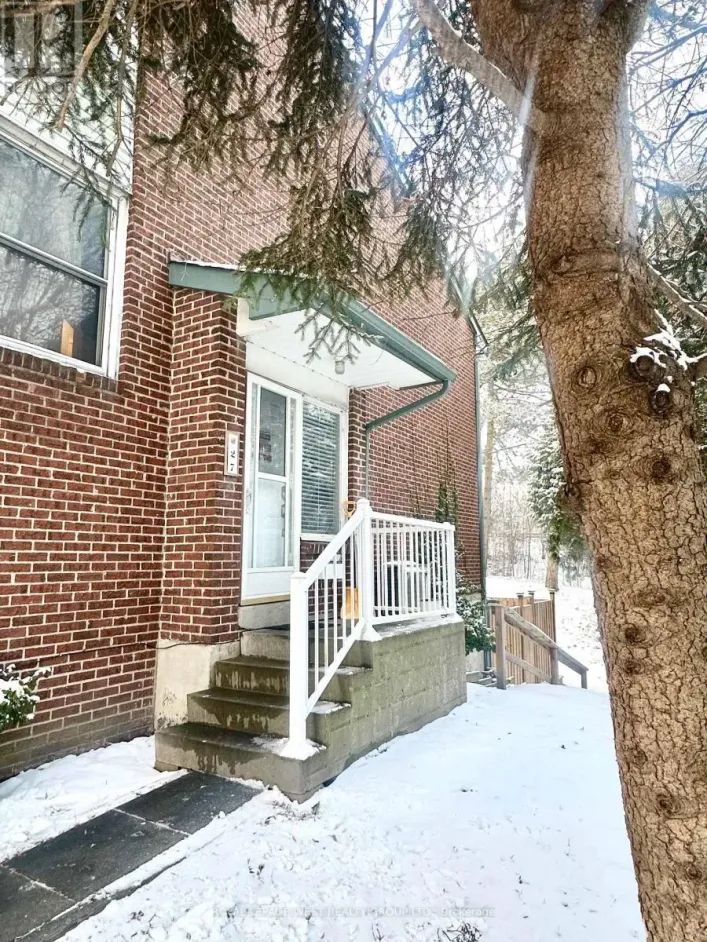 27 - 909 KING STREET W, Oshawa