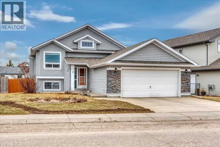 27 Aspen Creek Way, Strathmore