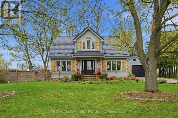 27 BLOSSOM AVENUE, Brantford
