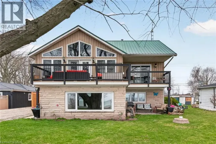 27 BLUE WATER Parkway, Selkirk