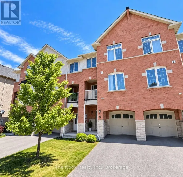 27 BLUNDEN ROAD, Ajax